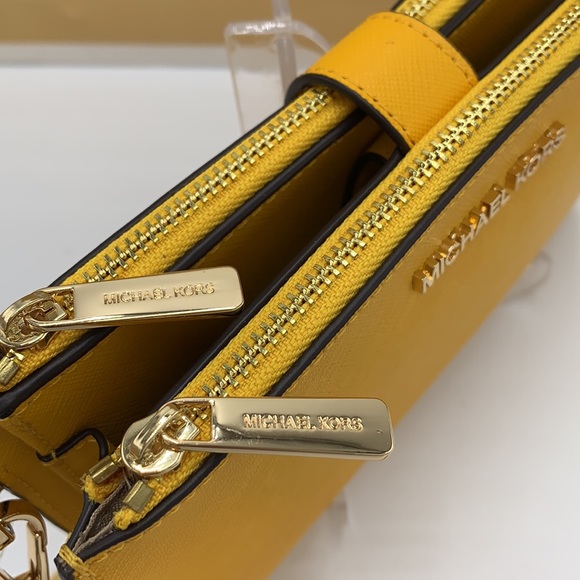 MICHAEL KORS LARGE DOUBLE ZIP WRISTLET WALLET JASMINE YELLOW COLOR - Picture 9 of 13